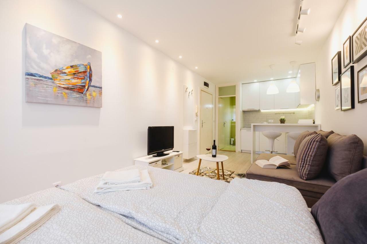 Apartment Hana Lux Beograd Bagian luar foto