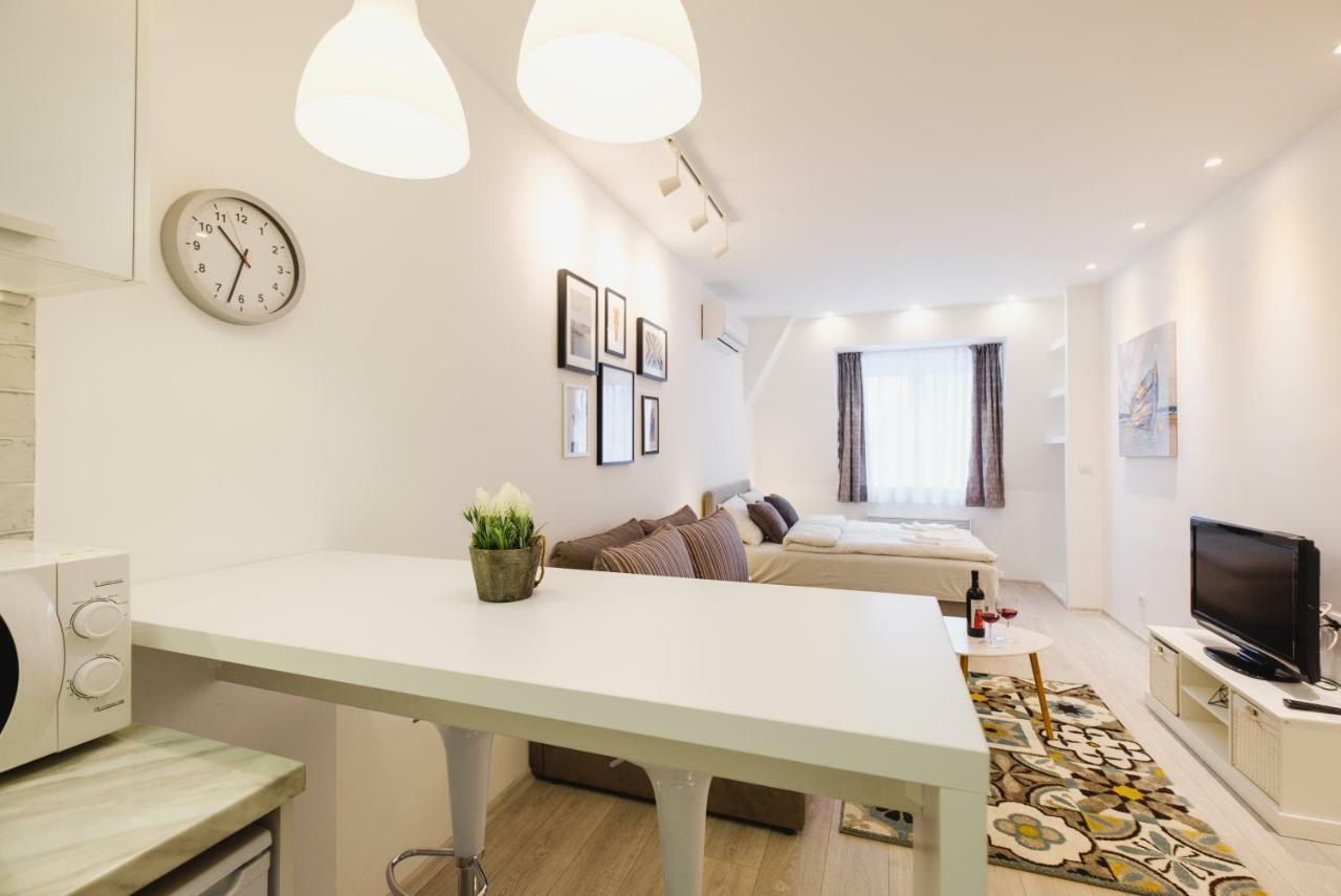 Apartment Hana Lux Beograd Bagian luar foto