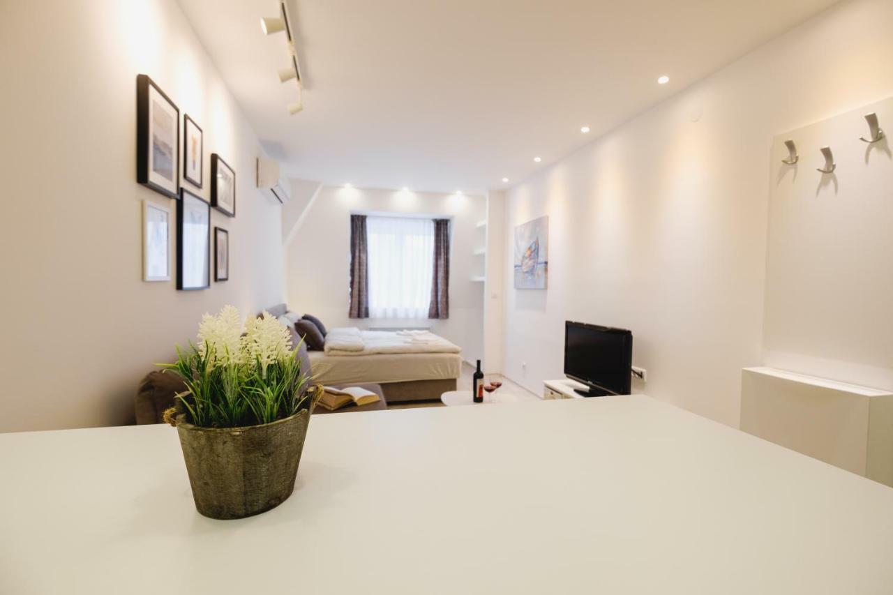 Apartment Hana Lux Beograd Bagian luar foto